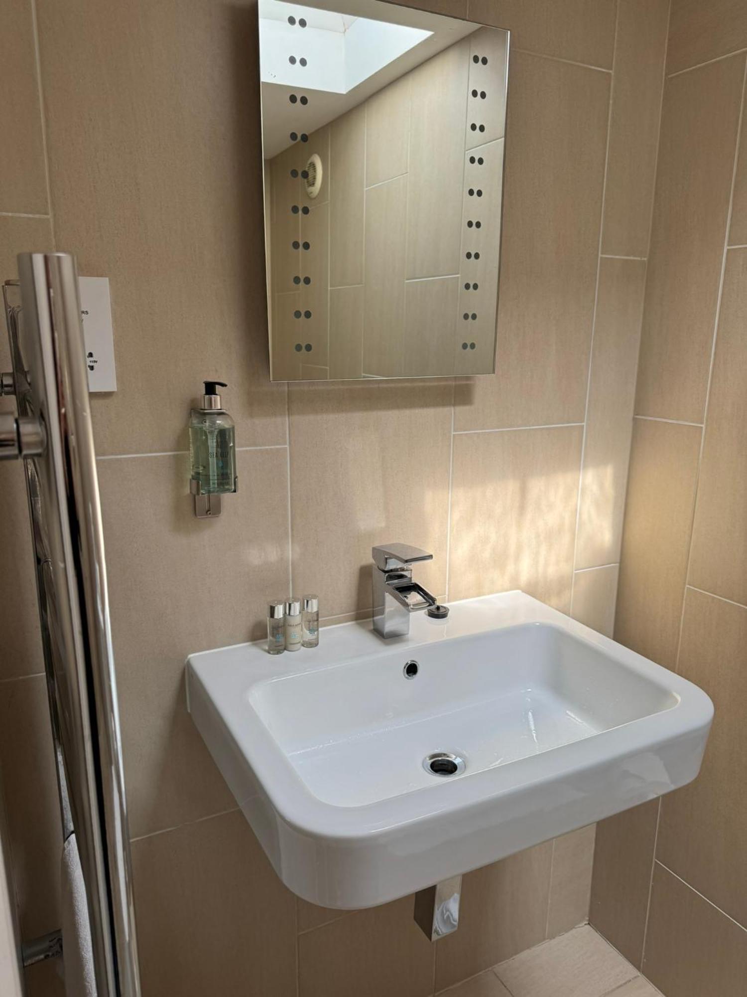 Bed & Breakfast The Ship - Sandgate Folkestone