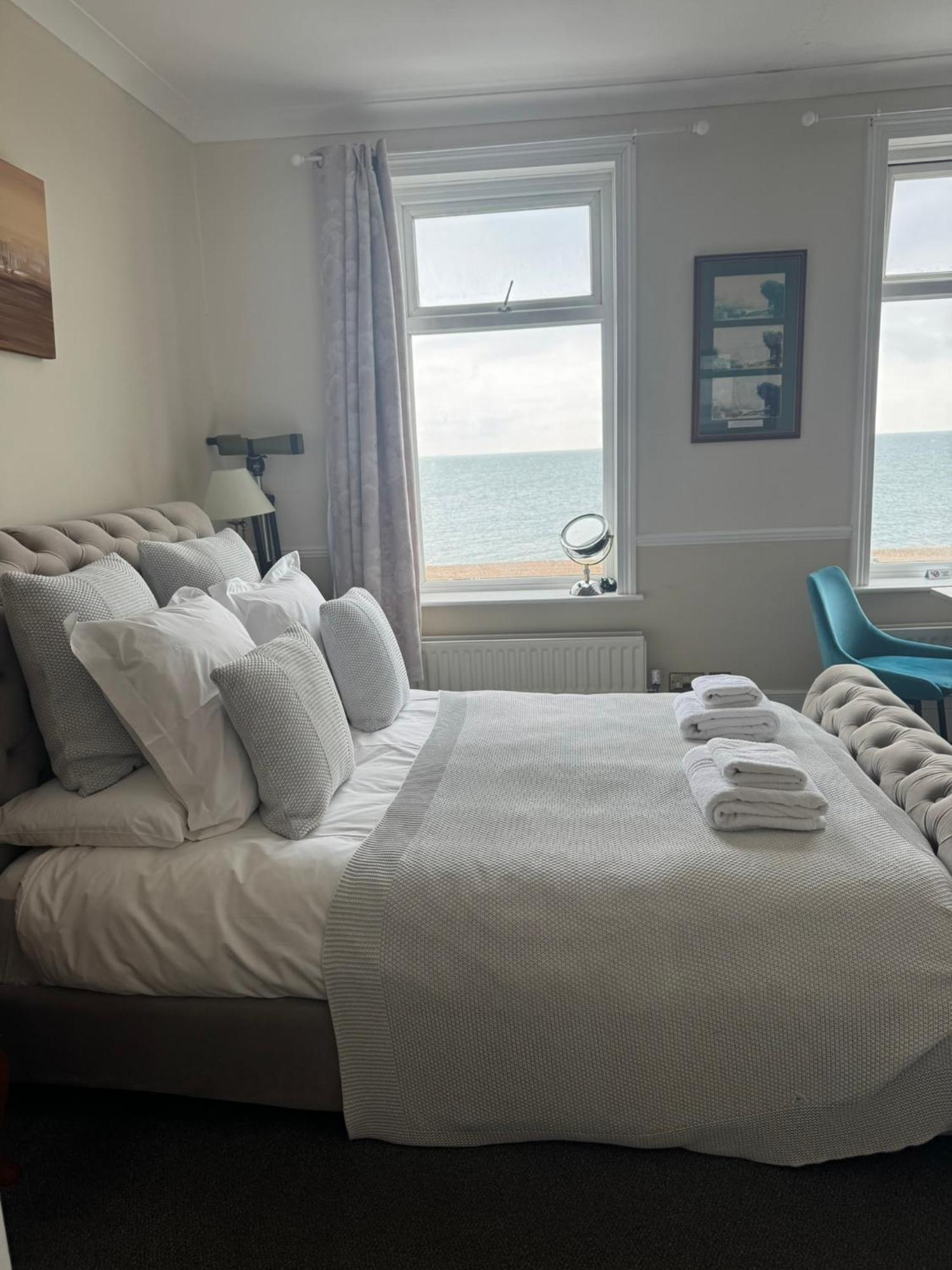 Bed & Breakfast The Ship - Sandgate Folkestone